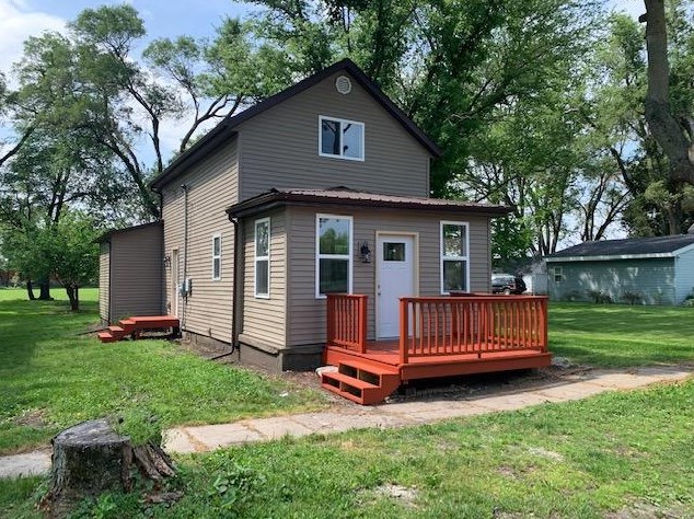 608 E Hamilton St, Wellsboro, IN 46382