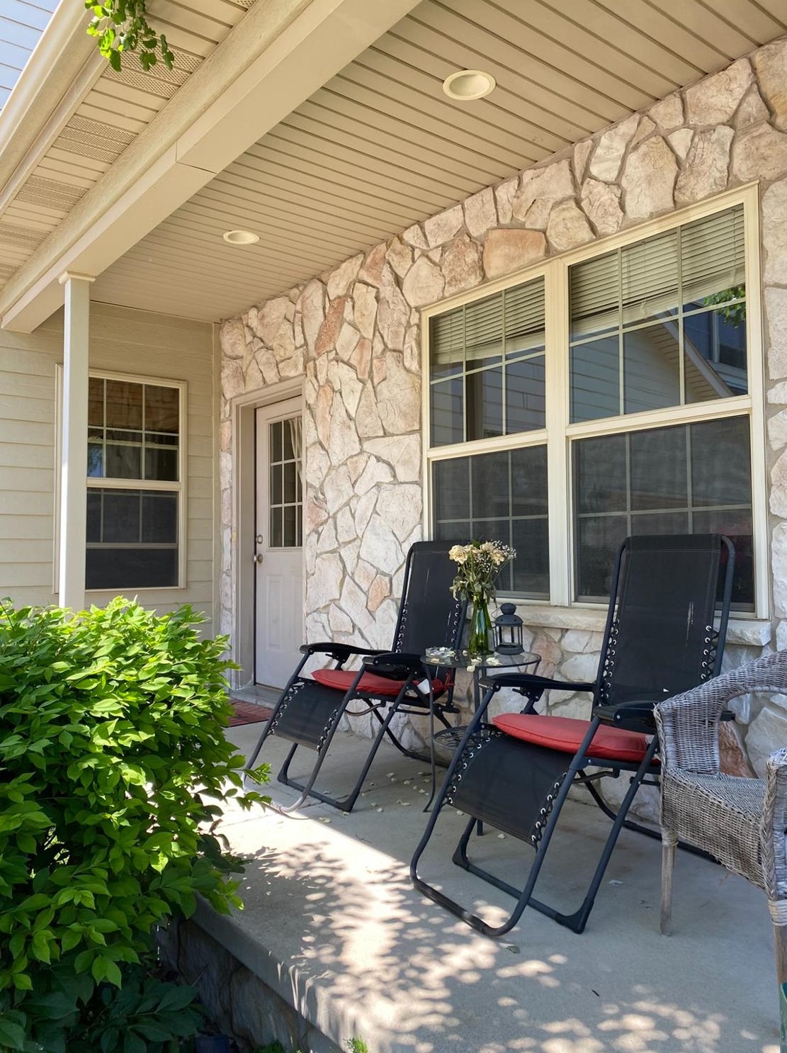 2060 Beauty Creek Ct, Valpo, IN 46385