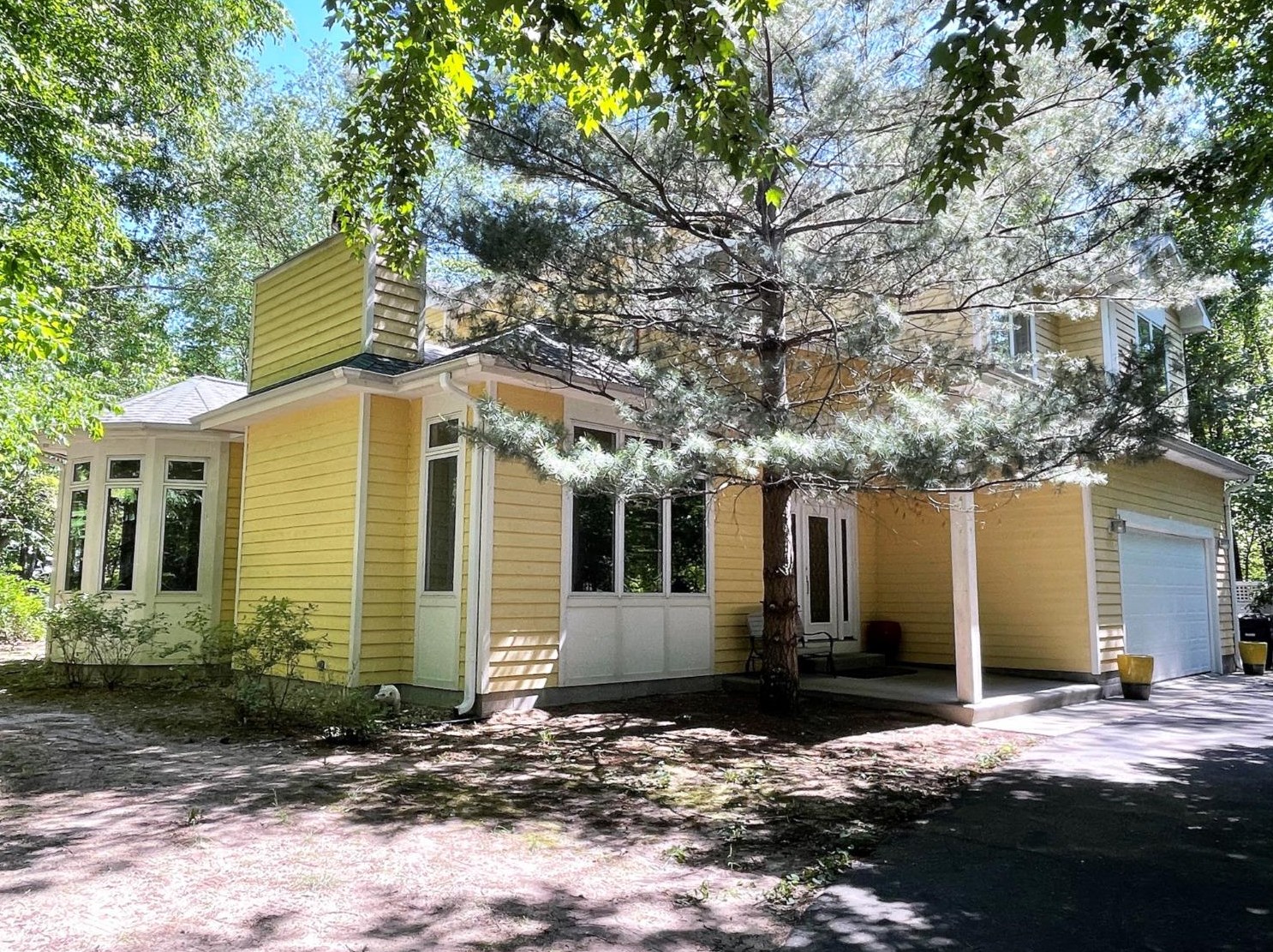 2305 Shorewood Dr, Michigan City, IN 46360