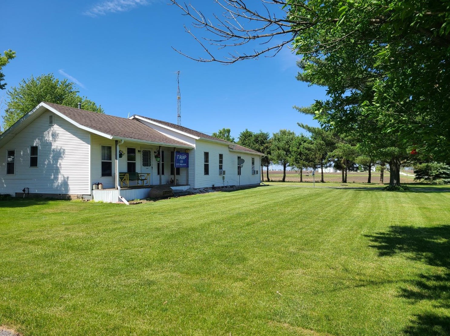 7156 E 800 N, Remington, IN 47977