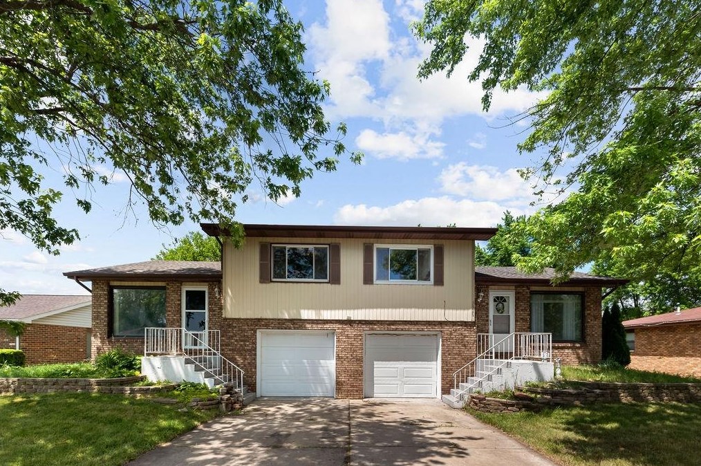 5924 Marbella Ave, Portage, IN 46368-4903