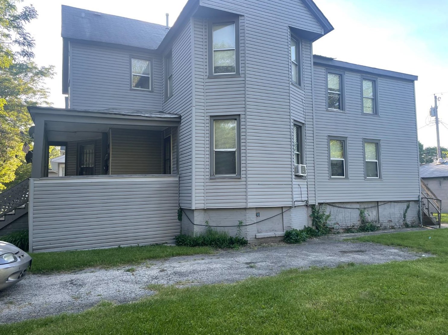 43 Carroll St, Hammond, IN 46320