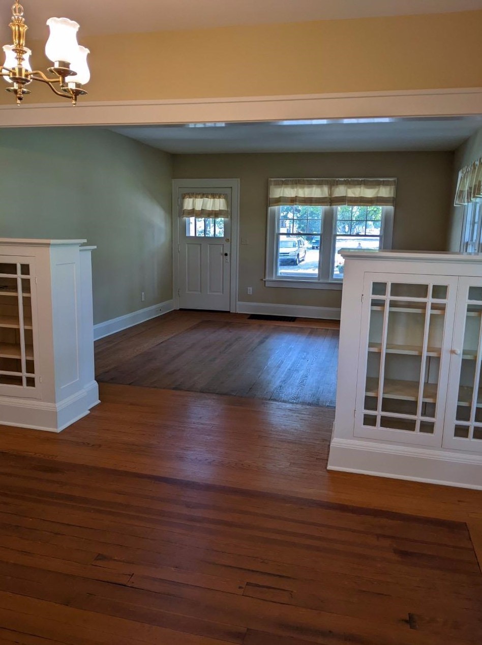 115 Jefferson Ave, La Porte, IN 46350-3711