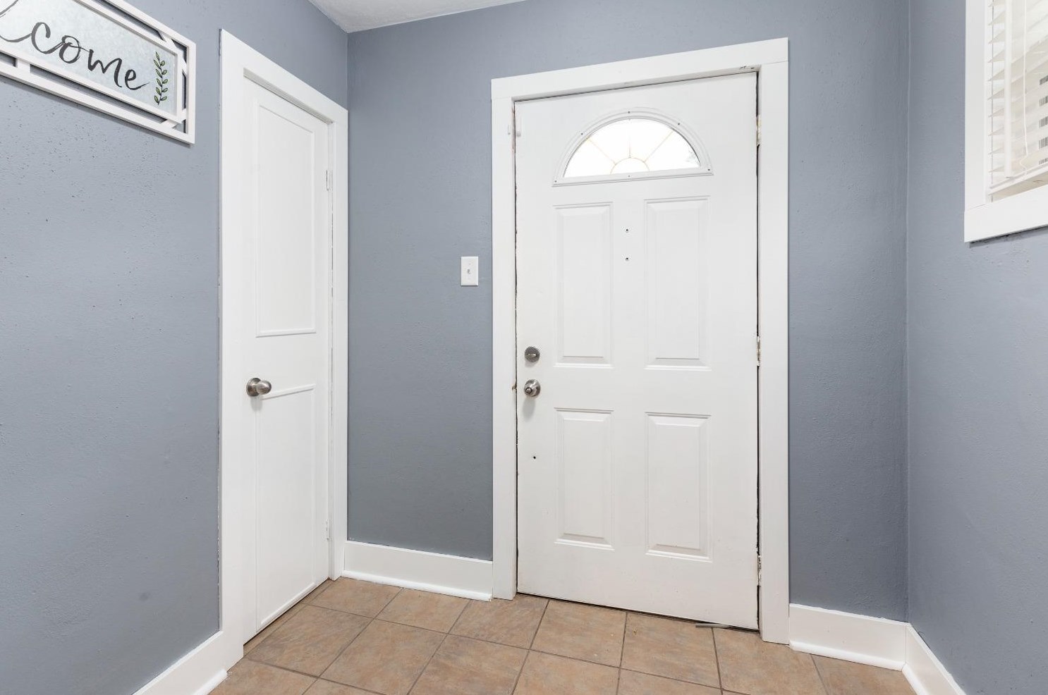 107 Rankin St, Porter, IN 46304