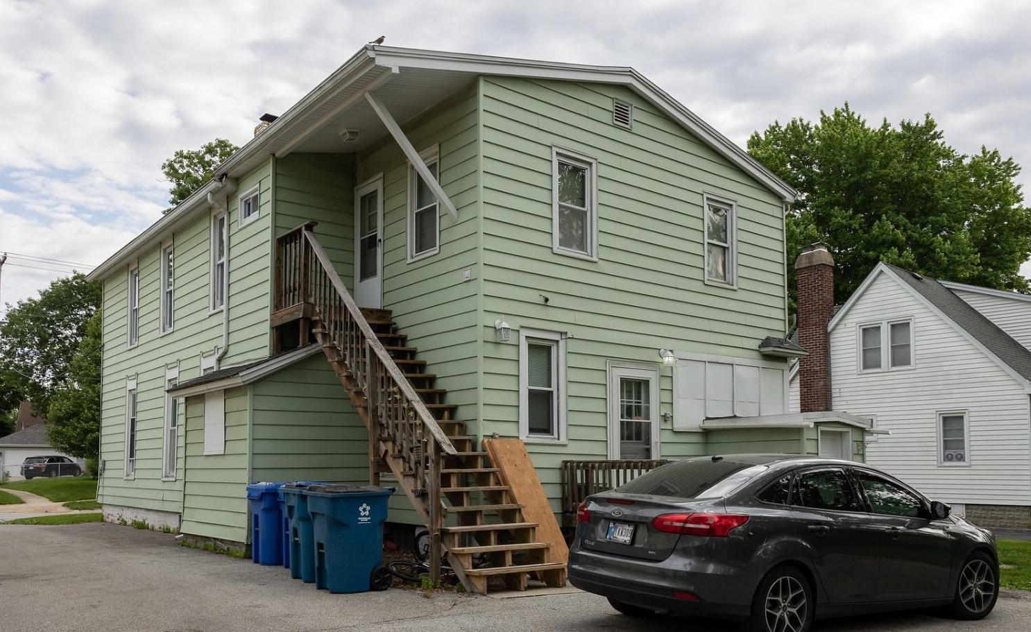 301 North St, Crown Point IN  46307-4017 exterior