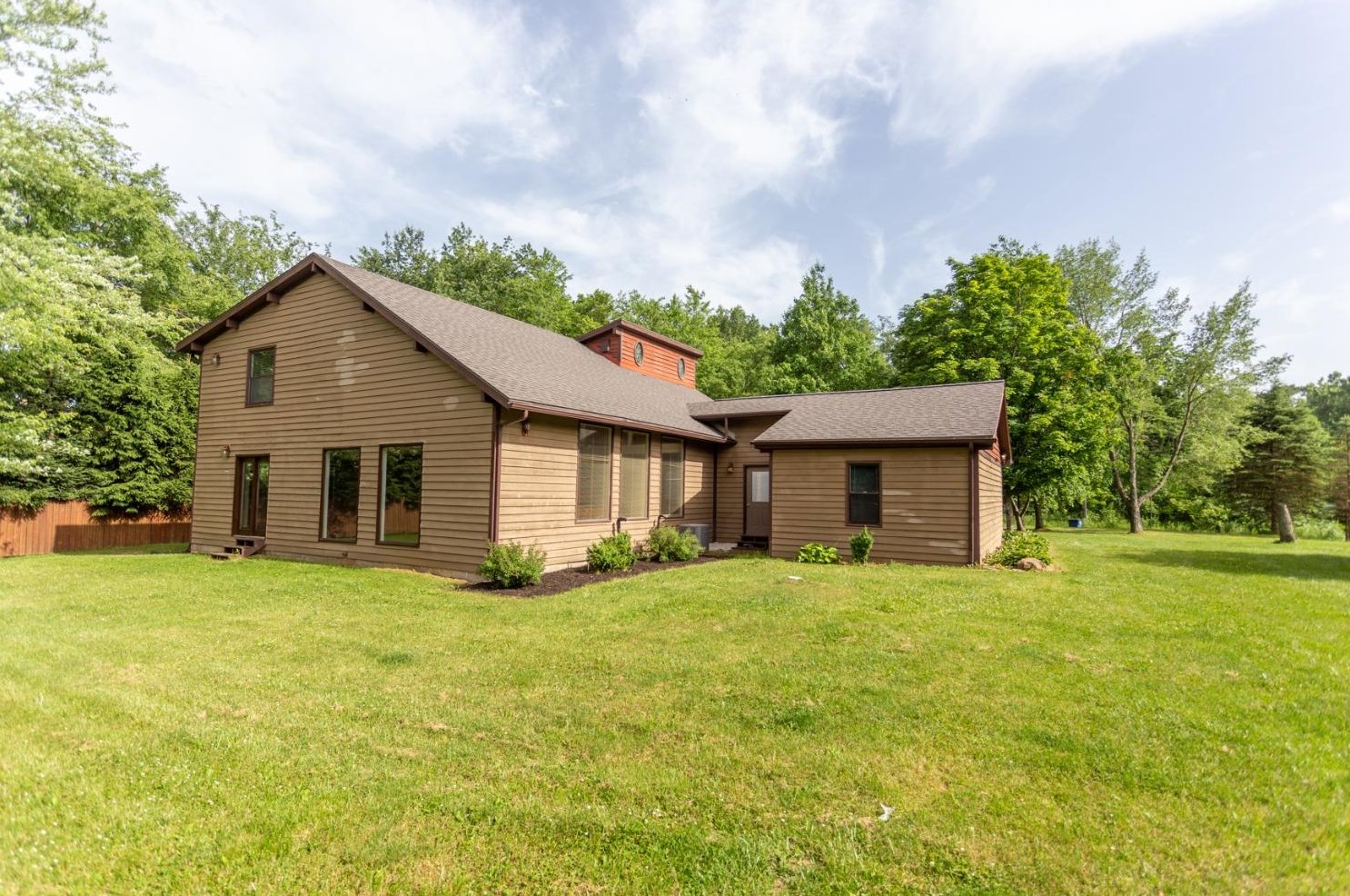 11875 W Windmill Ln, Otis, IN 46391