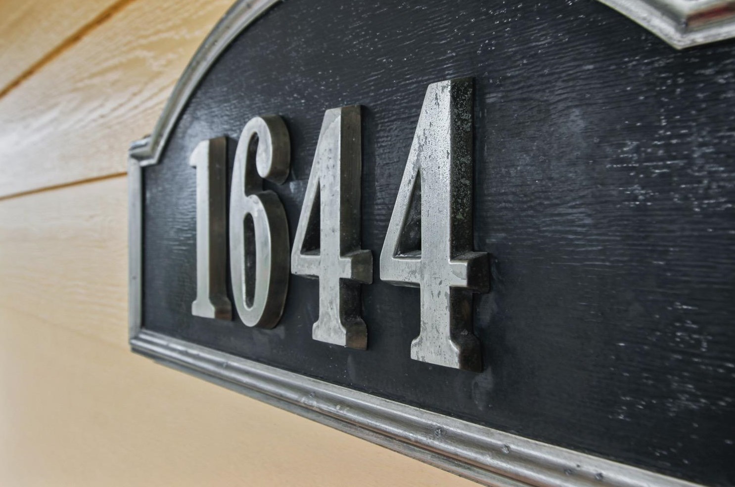 1644 Center St, Whiting, IN 46394