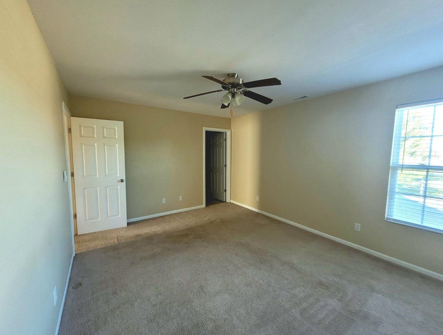 605 Chandler Dr, Otis, IN 46391