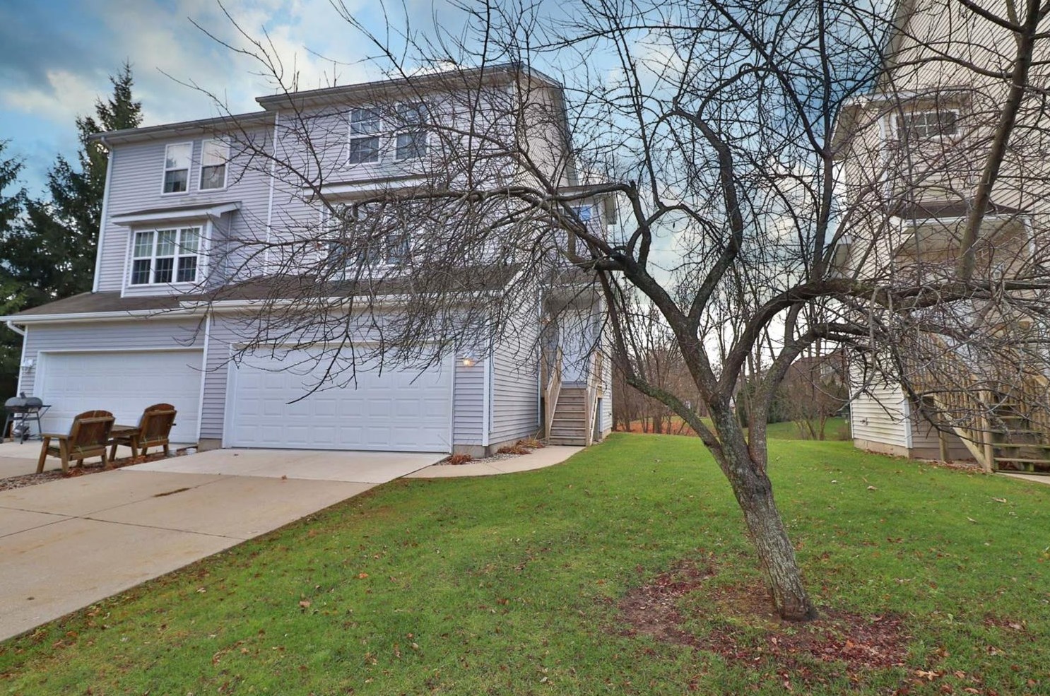 2312 Alan Dr, Valpo, IN 46383