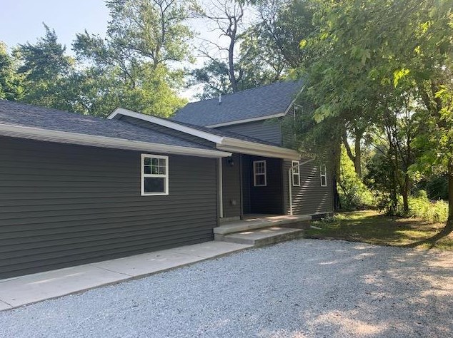 808 3rd St, Wellsboro, IN 46382-9706