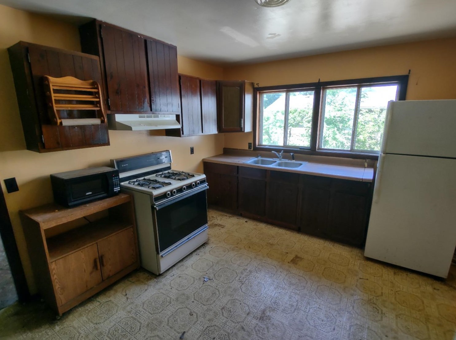 50632 Kenilworth Rd, South Bend, IN 46637