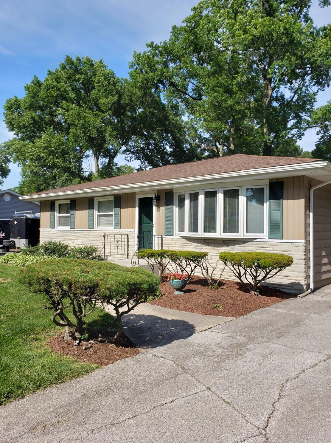 2387 Sloan St, Portage, IN 46368