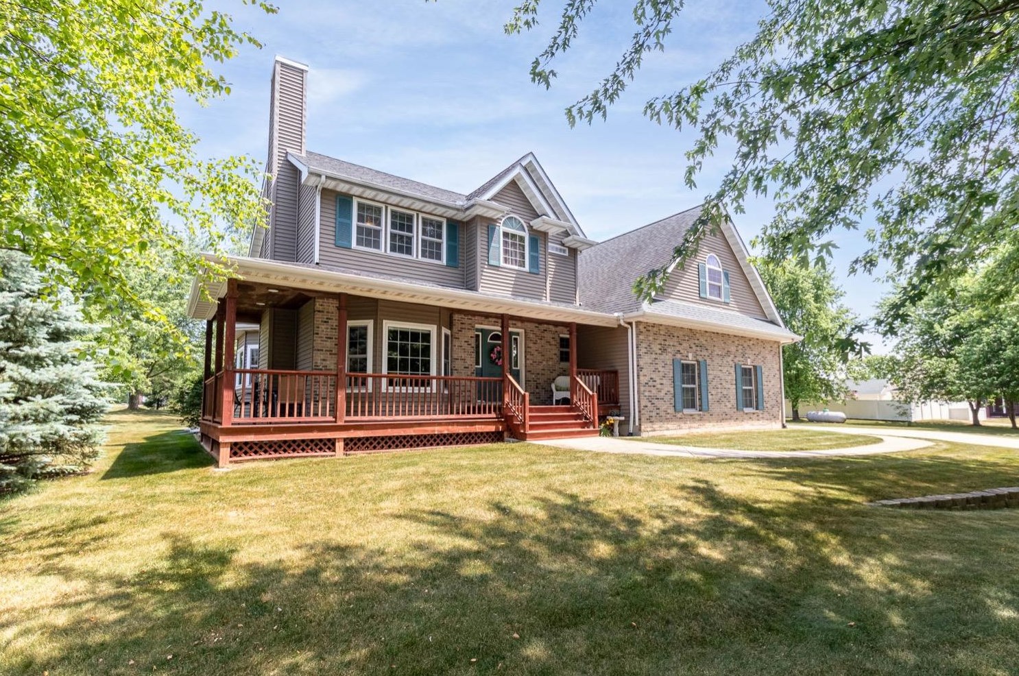 17421 Cleveland St, North Hayden, IN 46356-7051