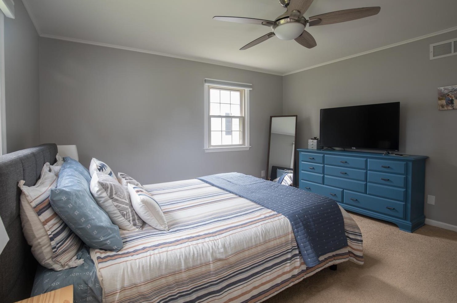 558 Lorraine Dr, Valpo IN  46385-2924 exterior