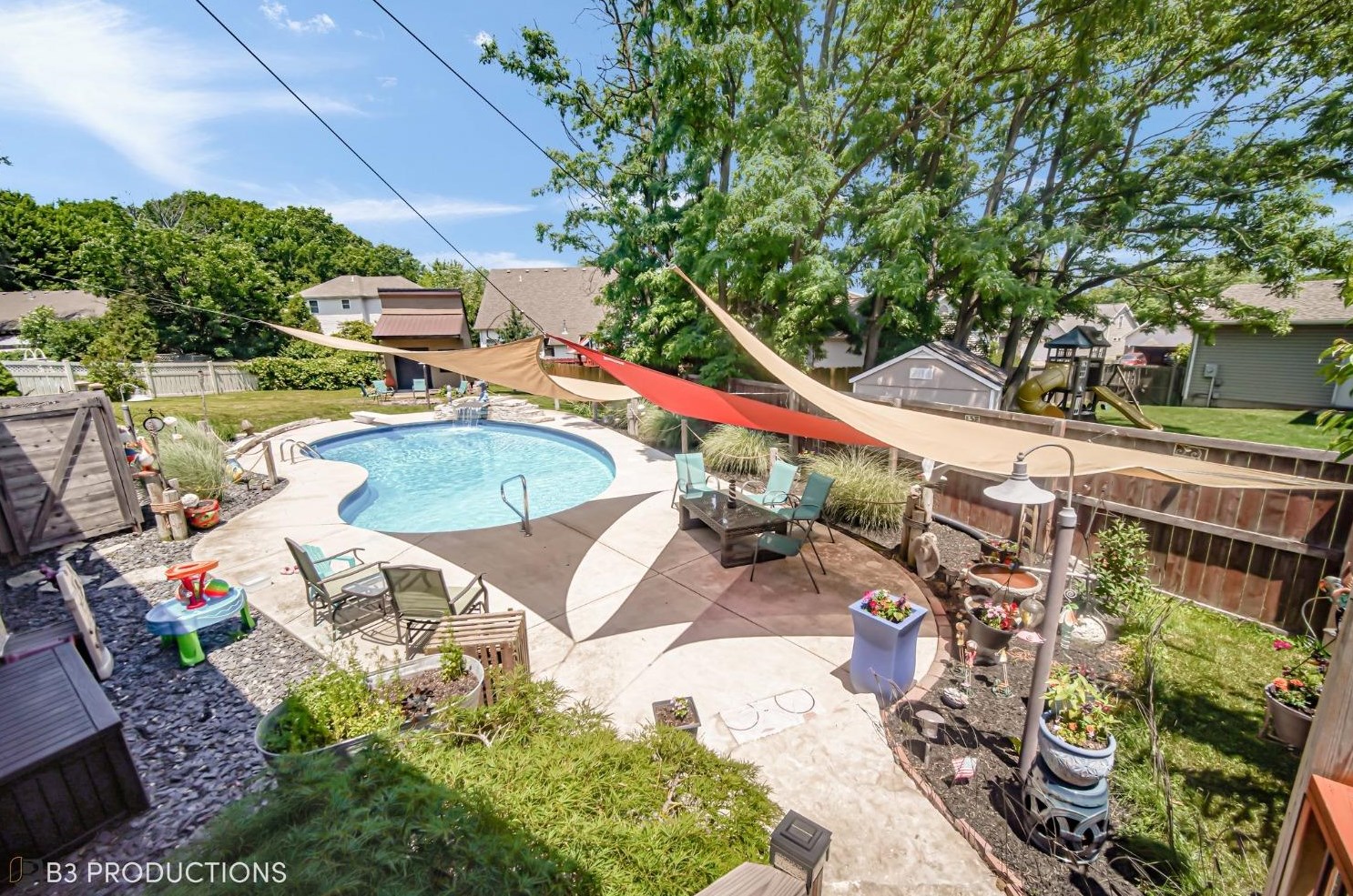 270 Spring Wood Ct, Porter, IN 46304-8826
