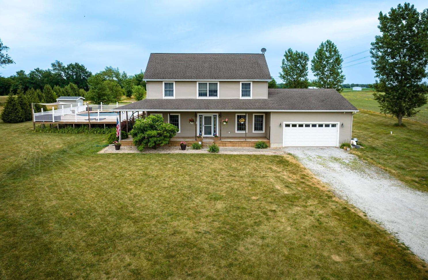 611 S 500 W, Hebron, IN 46341