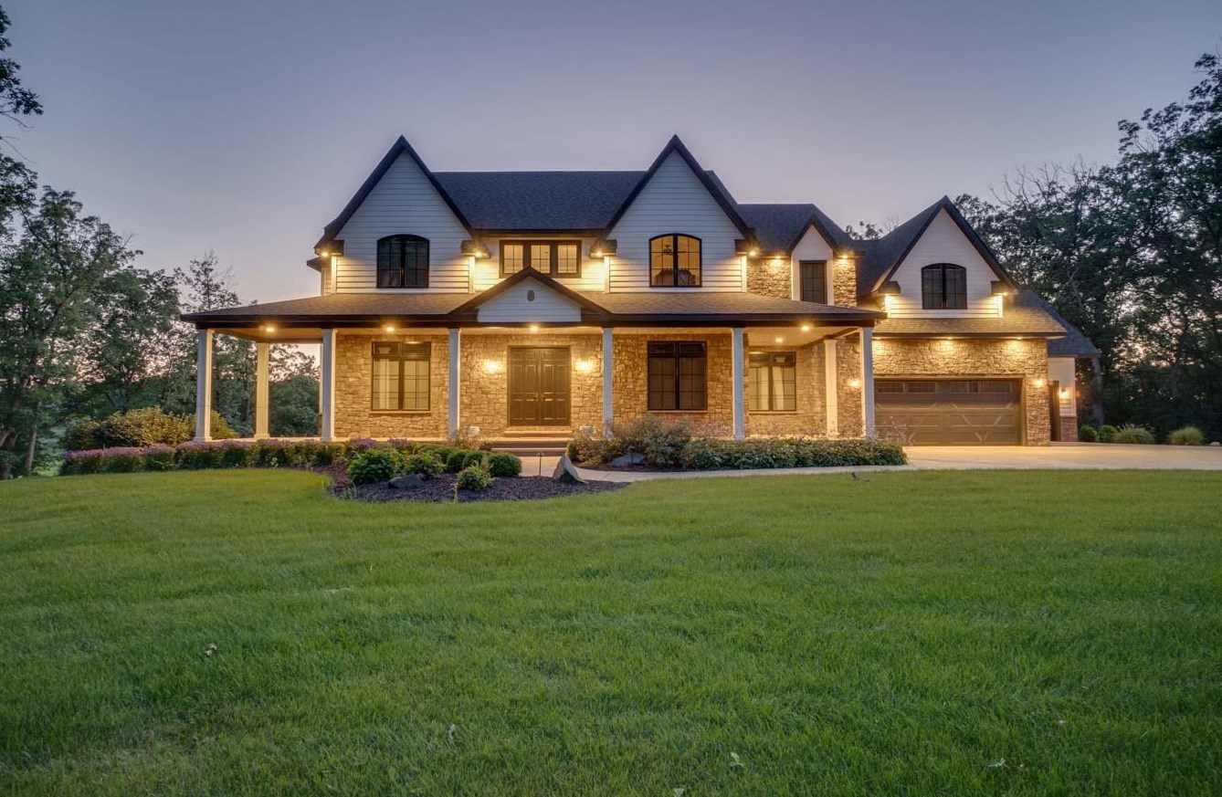 12206 Clark St, Crown Point, IN 46307
