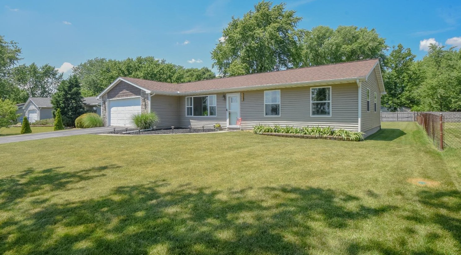 409 W 600 N, Valpo, IN 46385