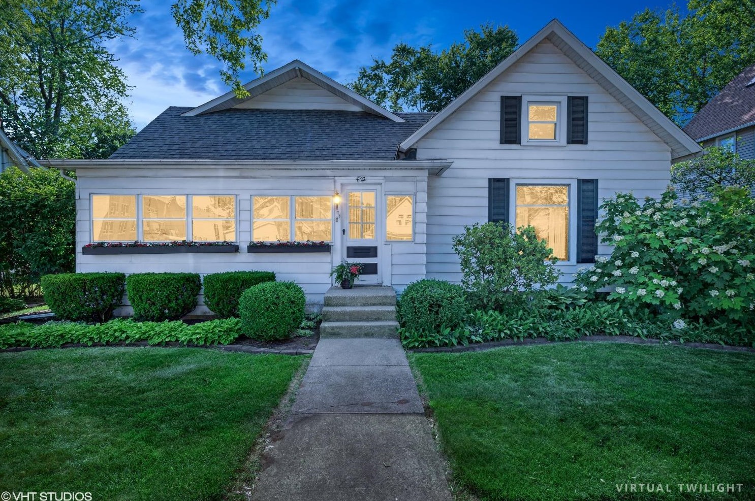 422 S 3rd St, Porter, IN 46304