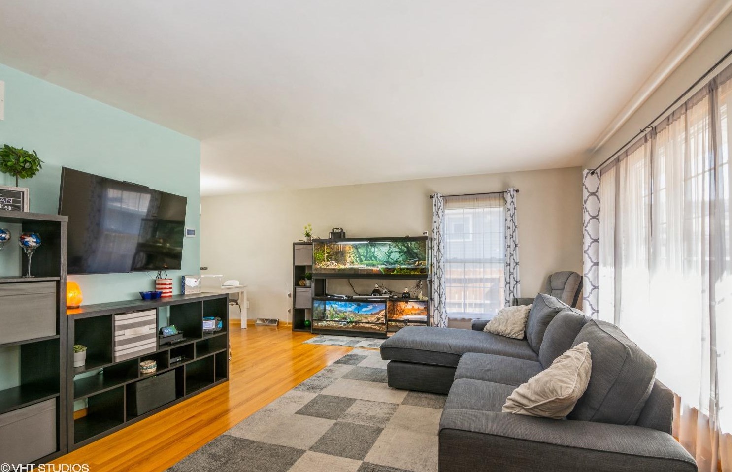 8210 Jefferson Ave, Hammond, IN 46321