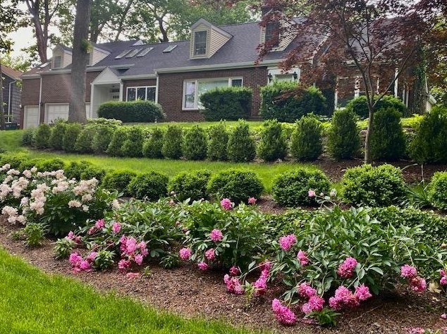 1502 Del Vista Dr, Valpo, IN 46385
