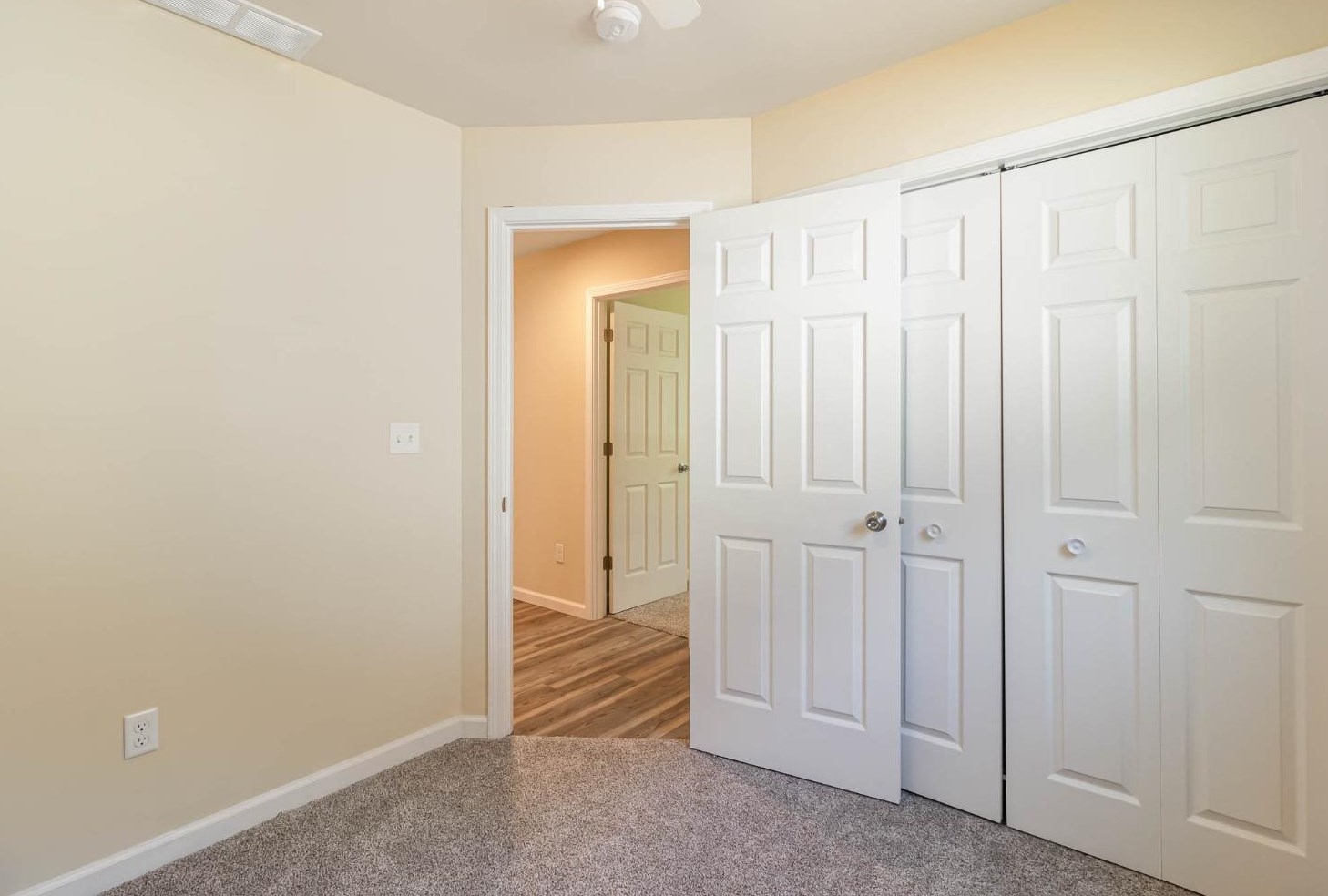 1508 Woodland Ave, Michigan City IN  46360-7125 exterior