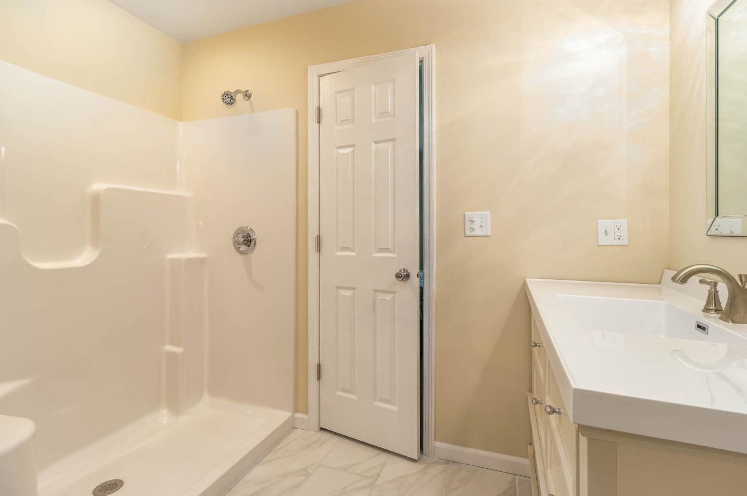 1508 Woodland Ave, Michigan City IN  46360-7125 exterior