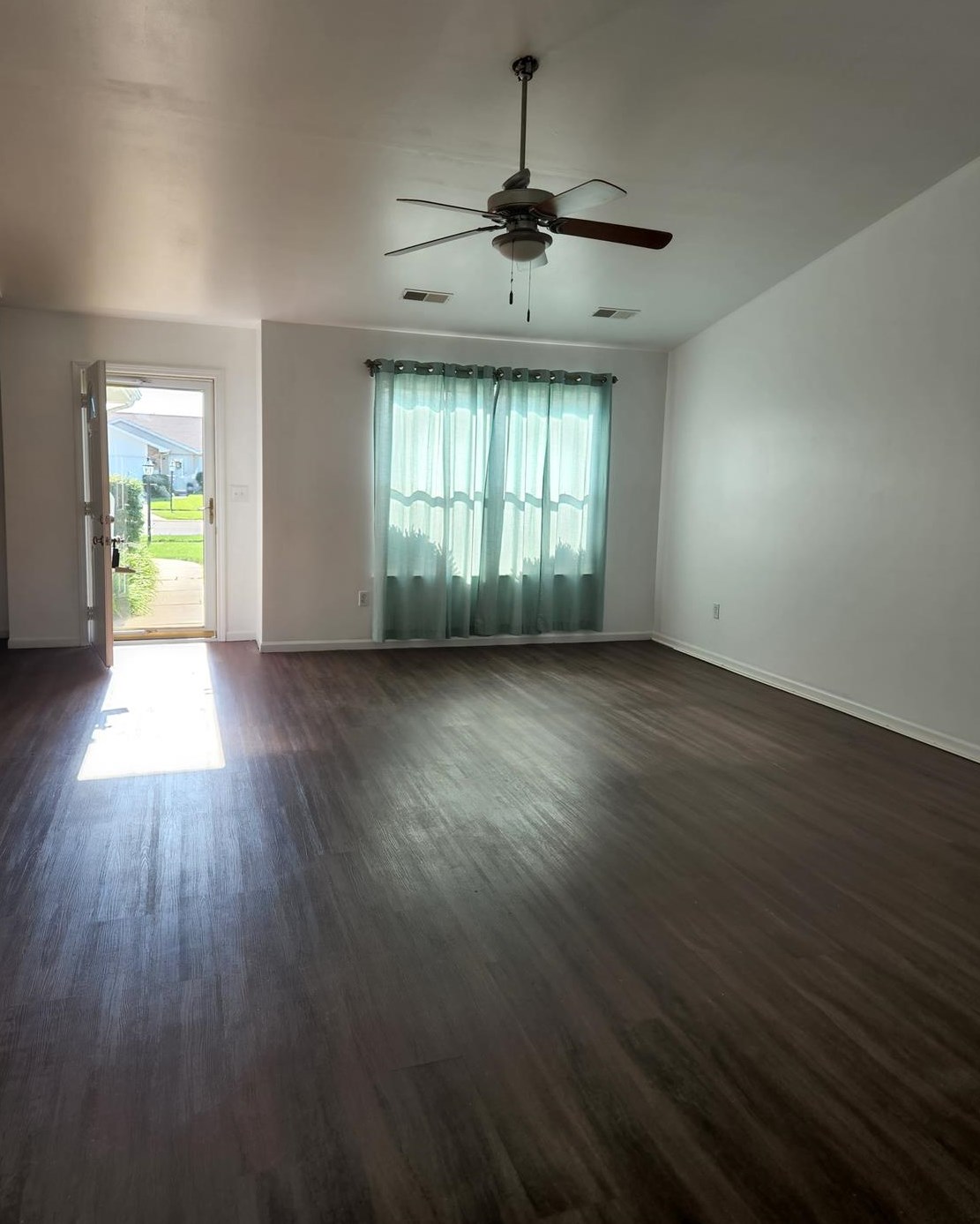 7669 Jackson St, Gary, IN 46410