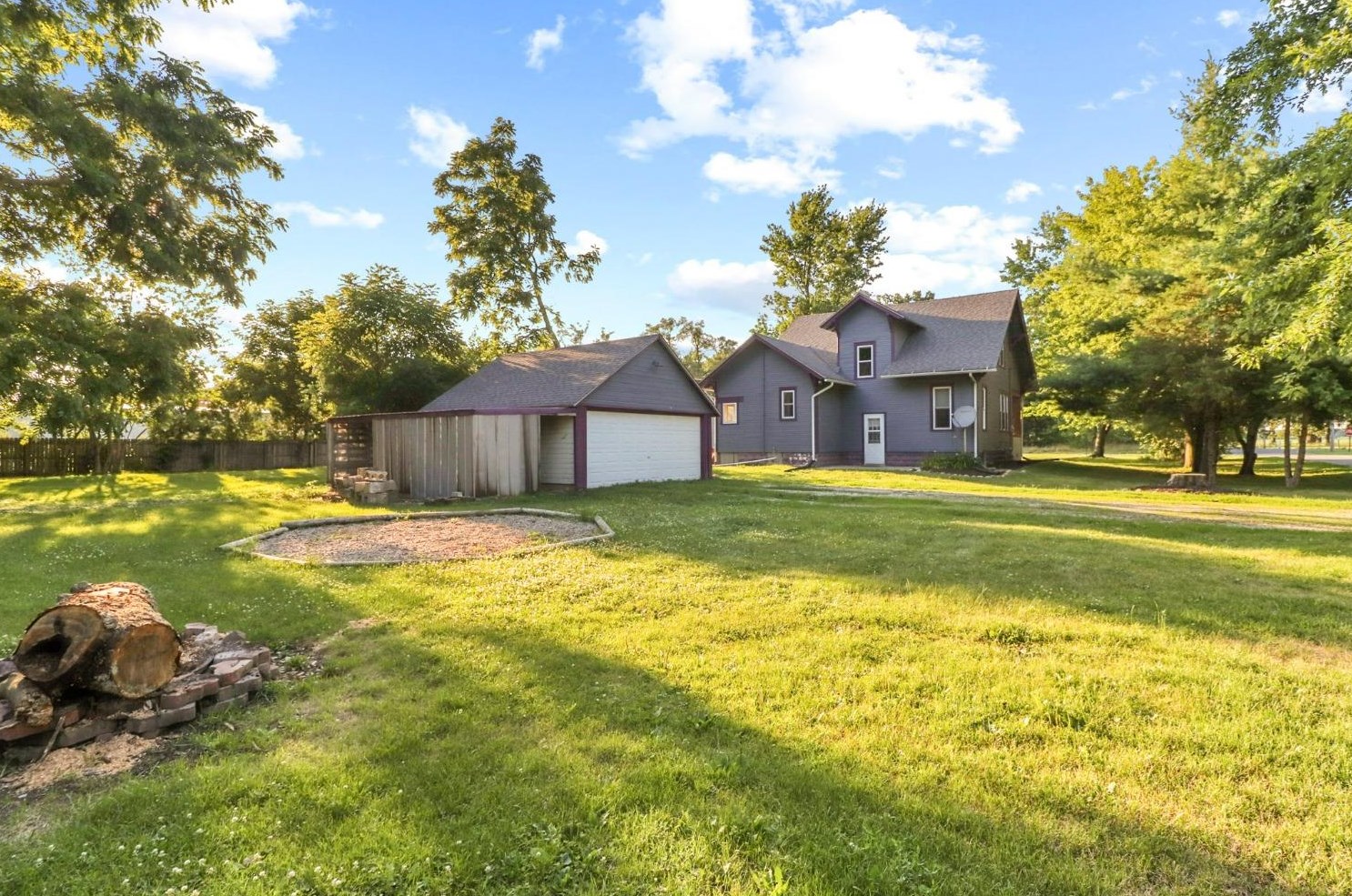 352 550, Boone Grove IN  46302-7009 exterior