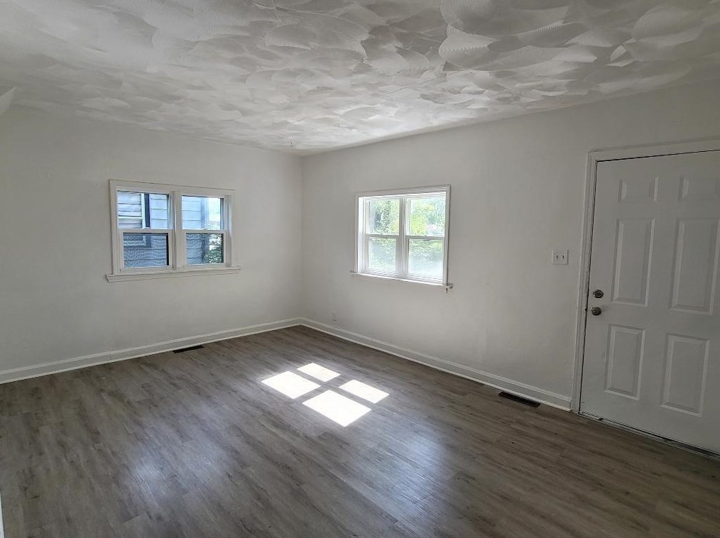 3579 Lincoln St, Gary, IN 46408