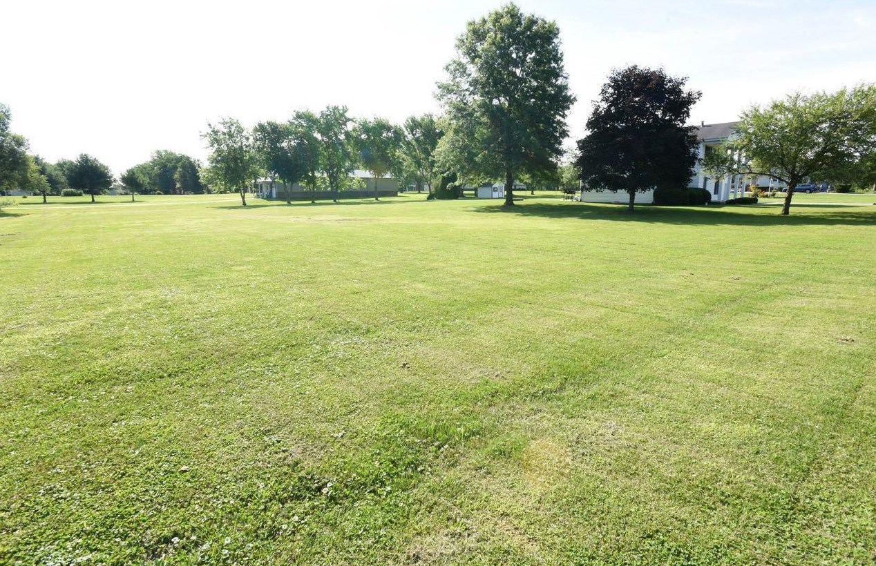 893 N 100 W, Valpo, IN 46385