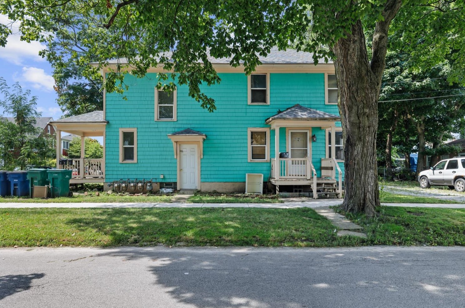 501 Maple Ave, La Porte, IN 46350-4010