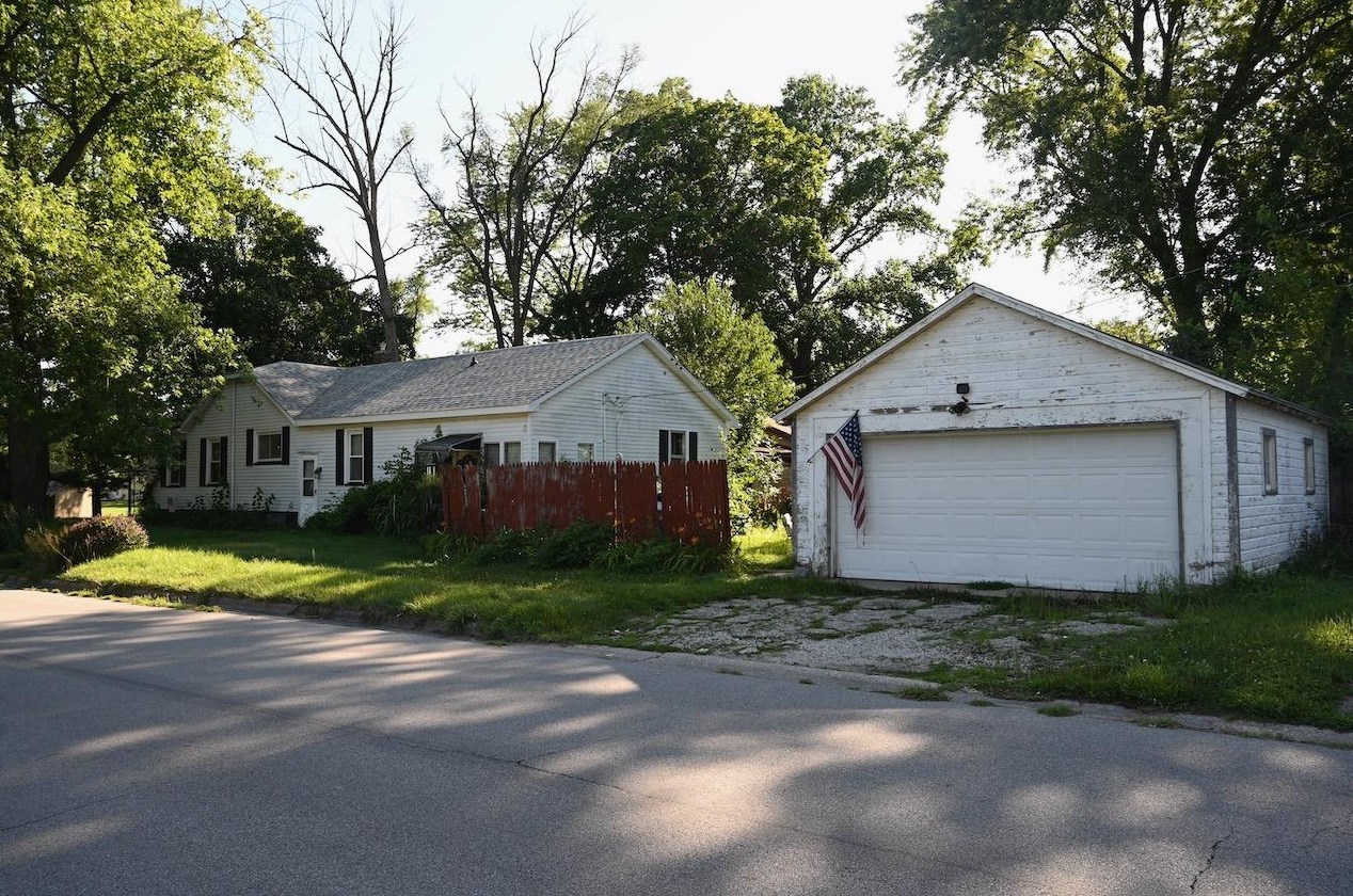 311 Norris St, La Porte, IN 46350