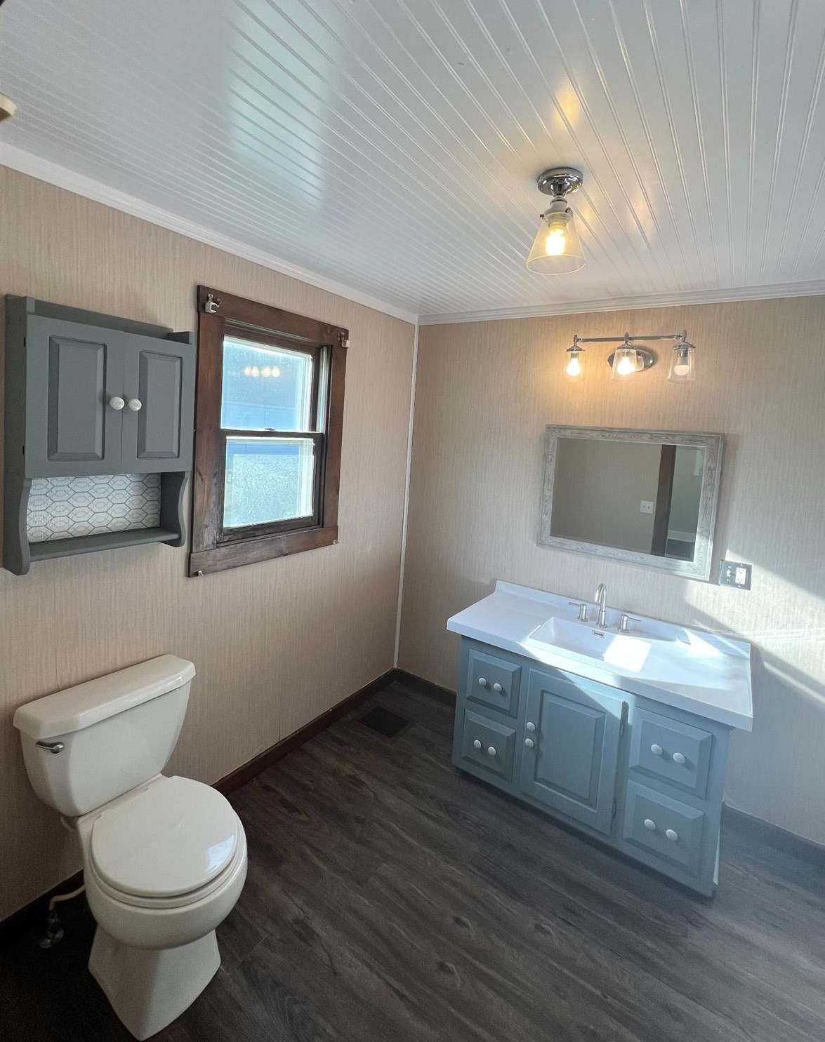 308 Roosevelt St, La Porte IN  46350-2570 exterior