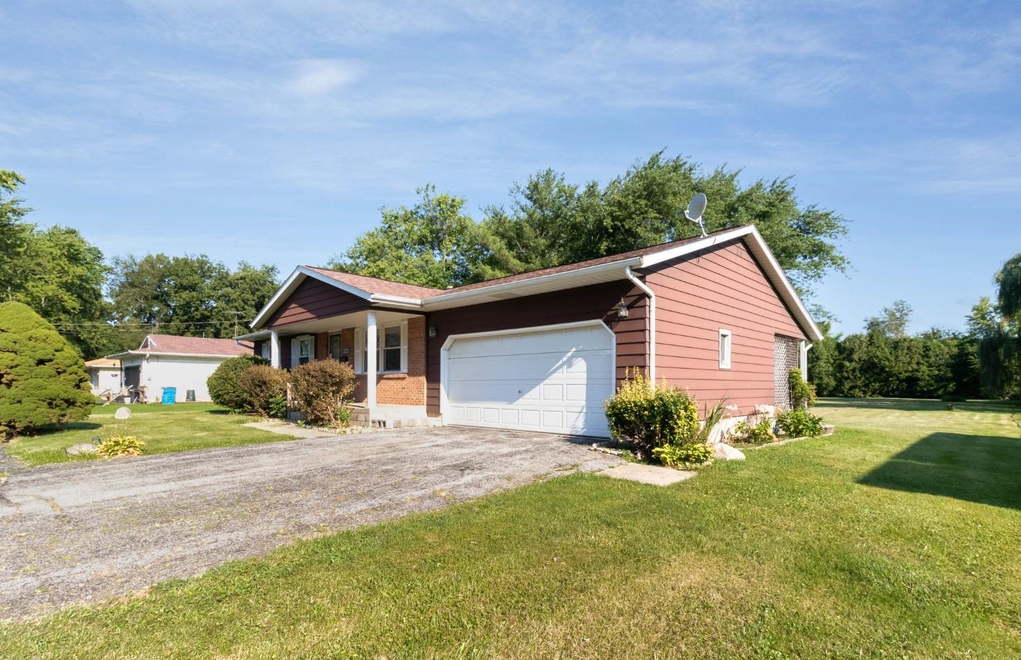 295 W State Road 8, Hebron, IN 46341