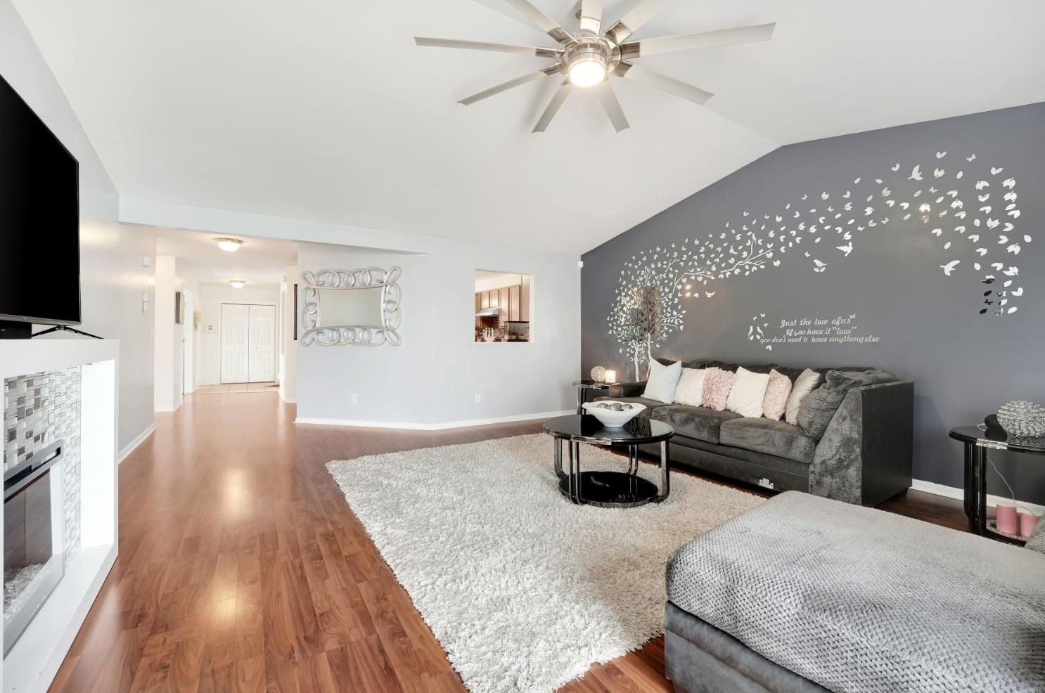 1204 W 82nd Ave, Gary, IN 46410