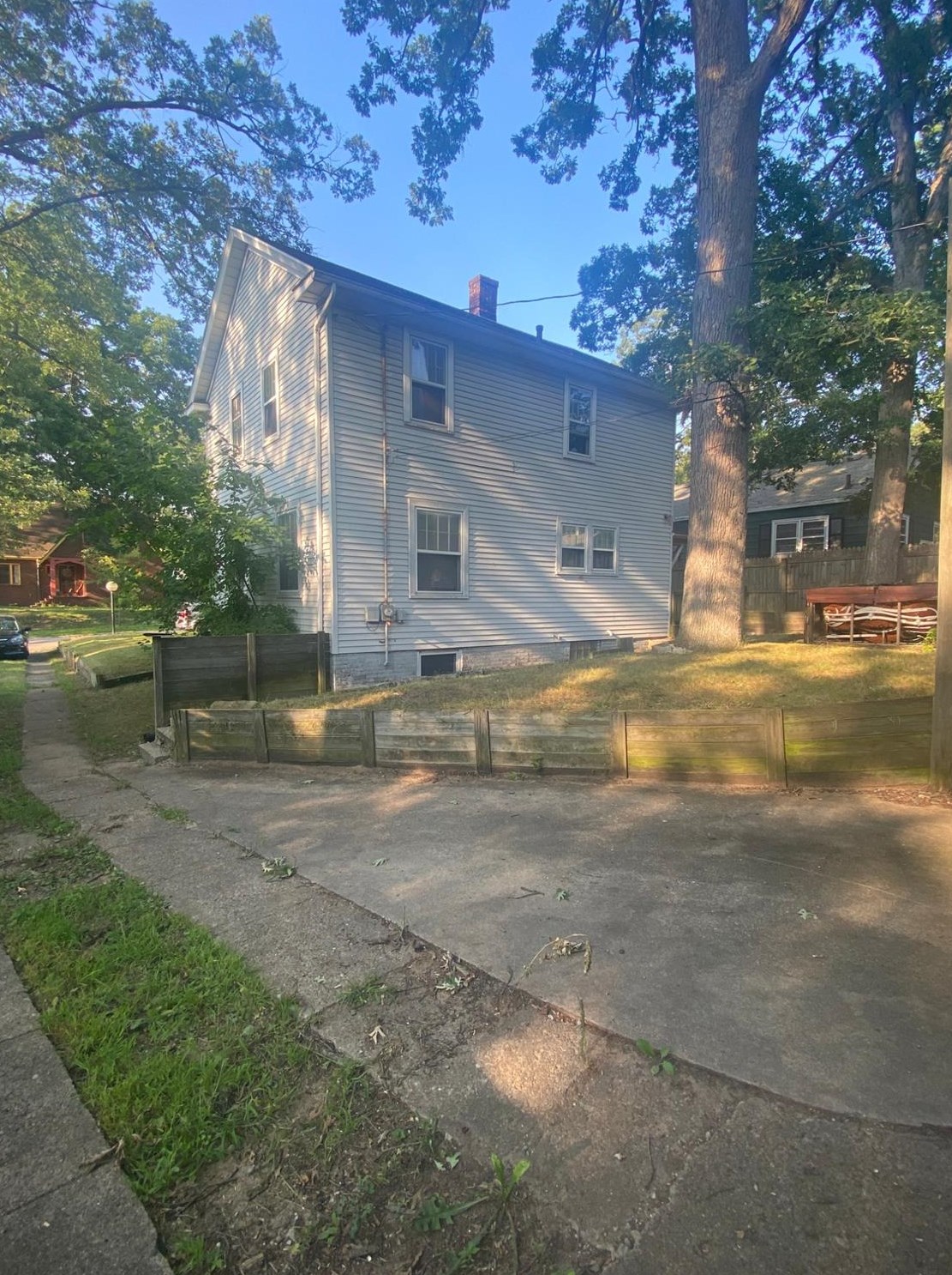 517 Walker St, Michigan City, IN 46360-4844