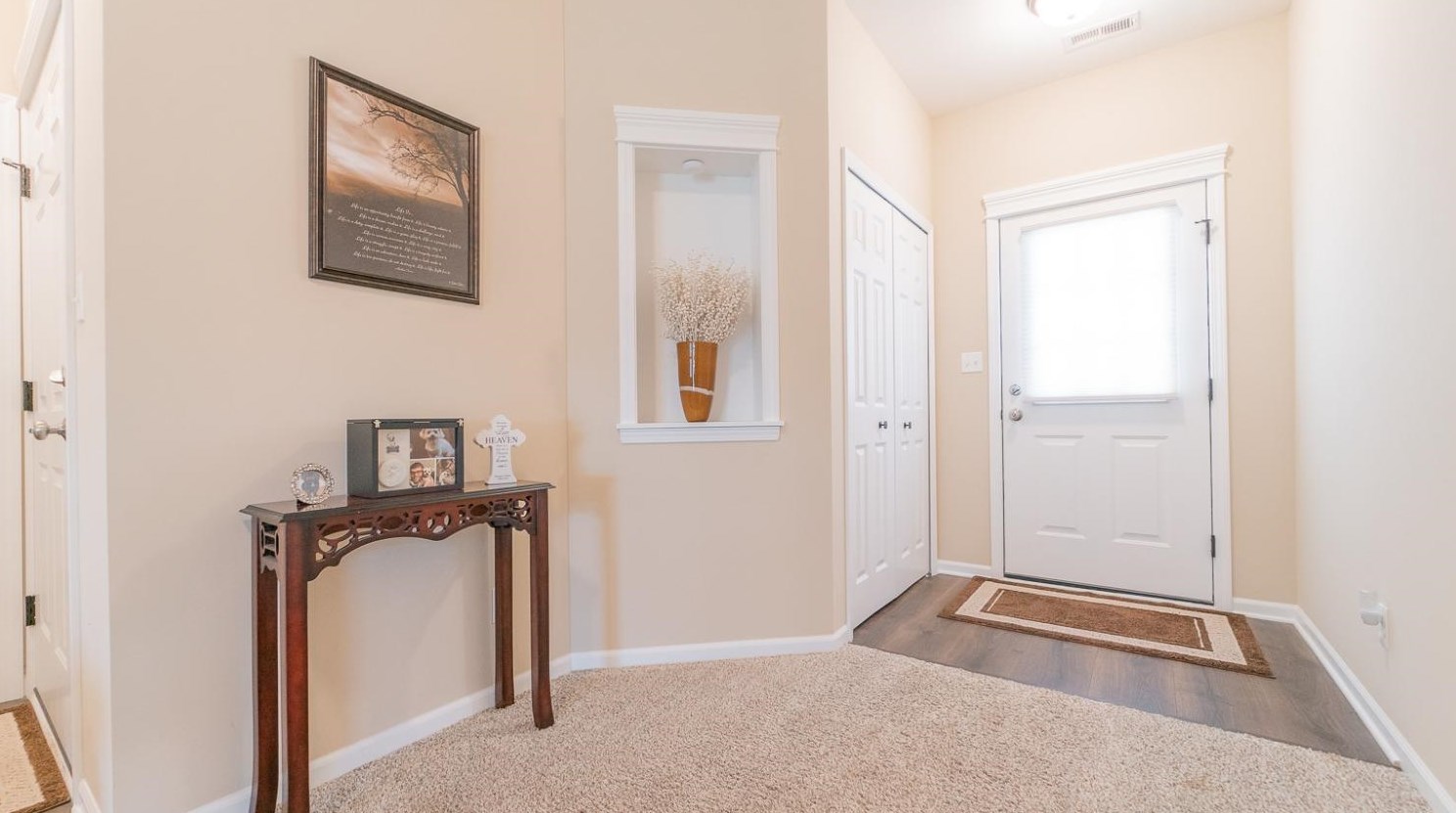 950 E 117th Pl, Crown Point, IN 46307