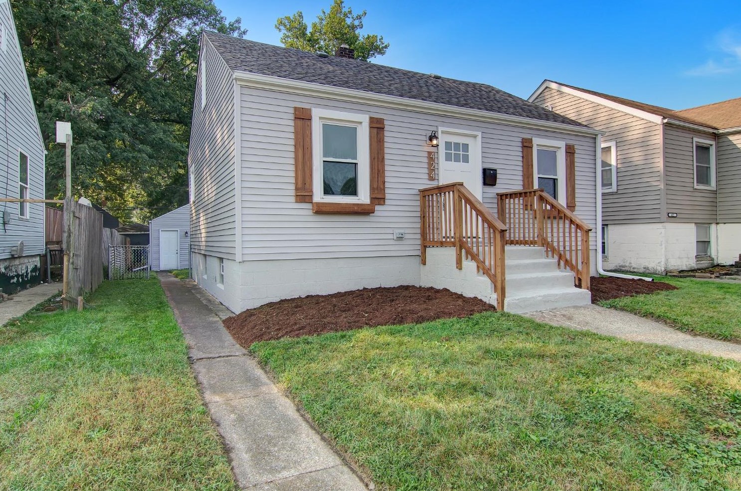 424 Mulberry St, Hammond, IN 46324