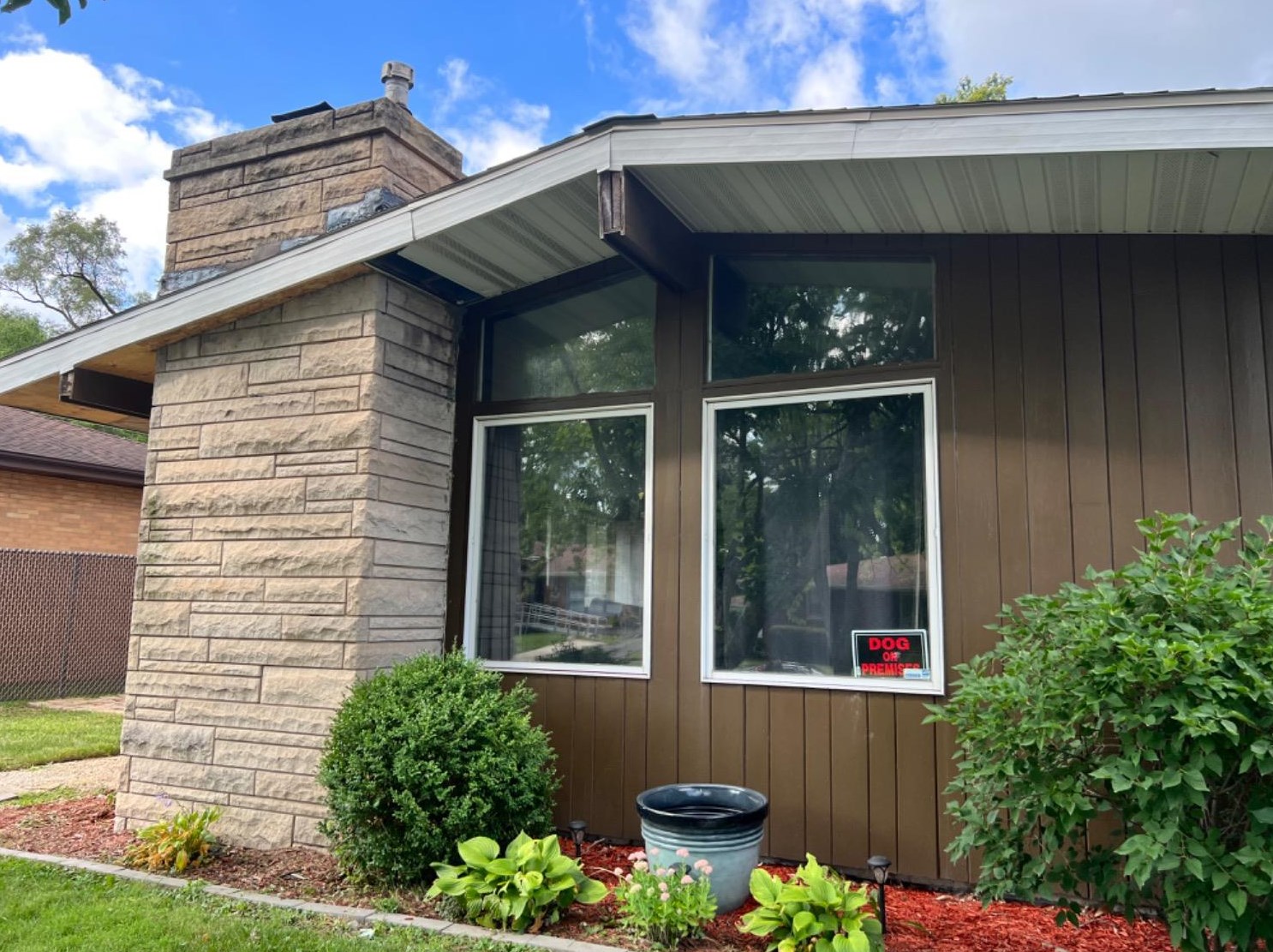 5250 Delaware St, Gary, IN 46410