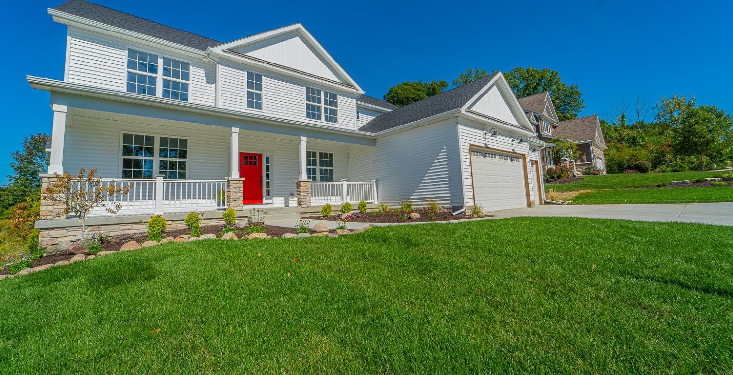 818 Shannon Dr, Crown Point, IN 46307