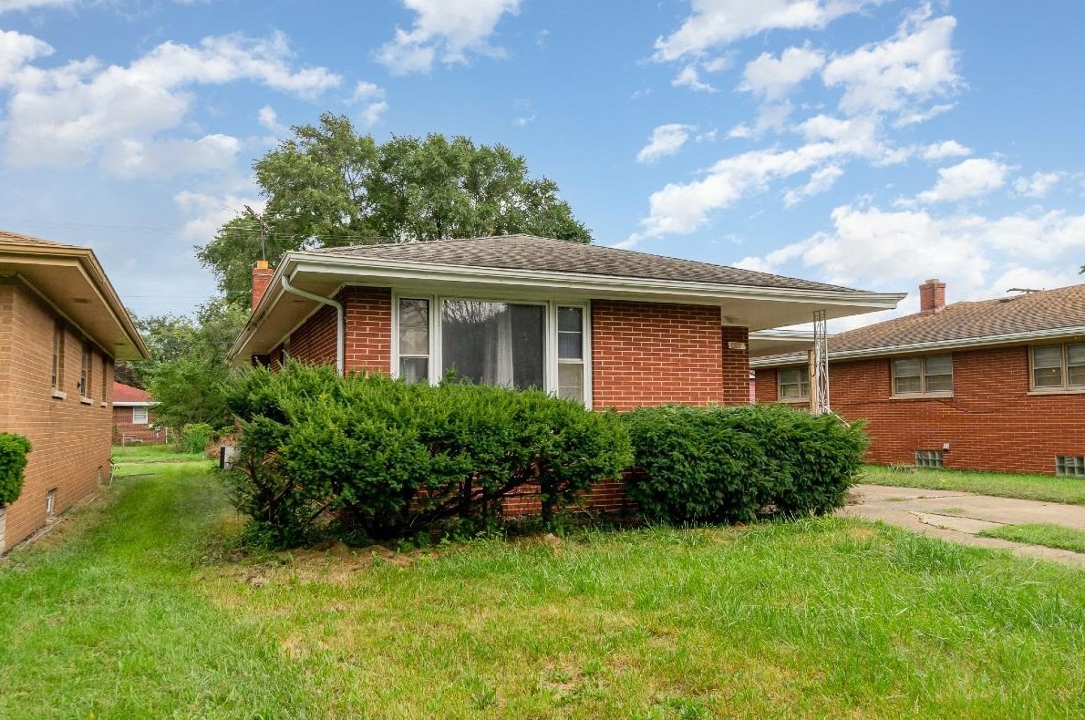 1571 Noble St, Gary, IN 46404