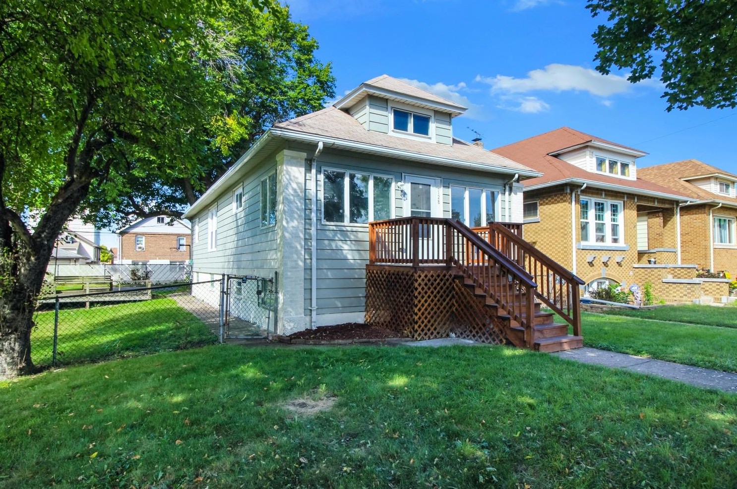 2128 Atchison Ave, Whiting, IN 46394