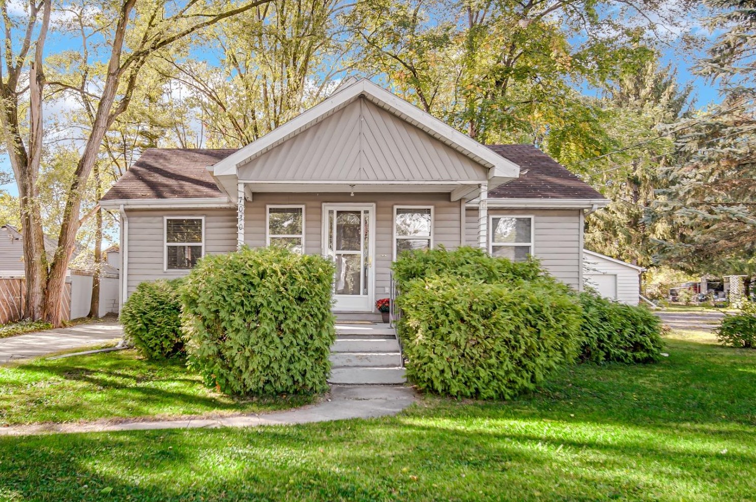 7030 Madison St, Gary, IN 46410
