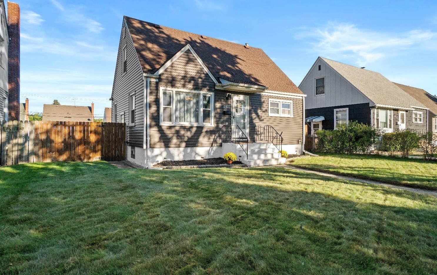 5507 Wegg Ave, East Chicago, IN 46312-3940