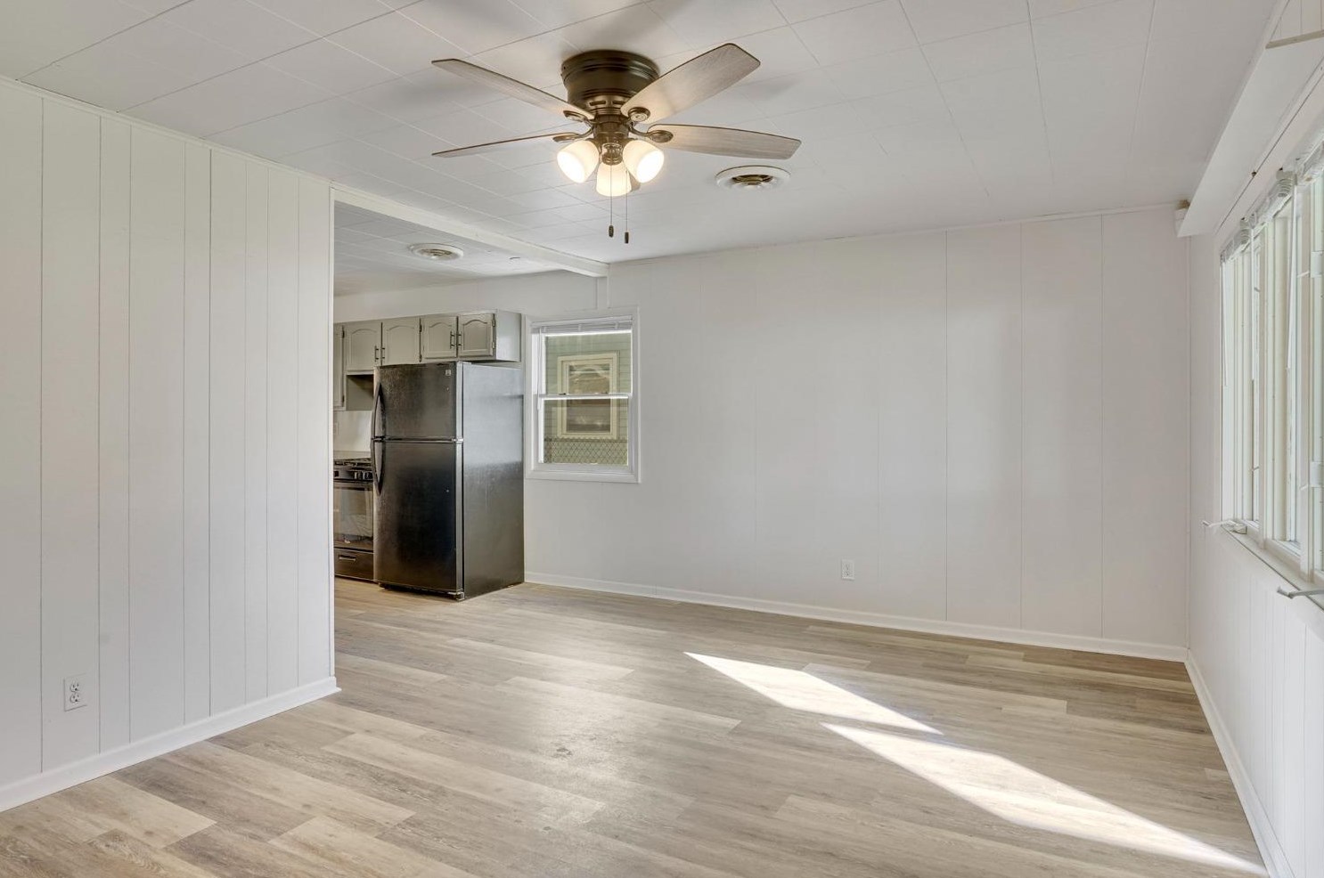 7415 White Oak Ave, Hammond, IN 46324
