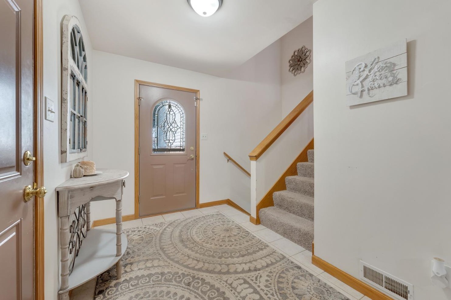 2971 Angelina St, Portage, IN 46368-7501