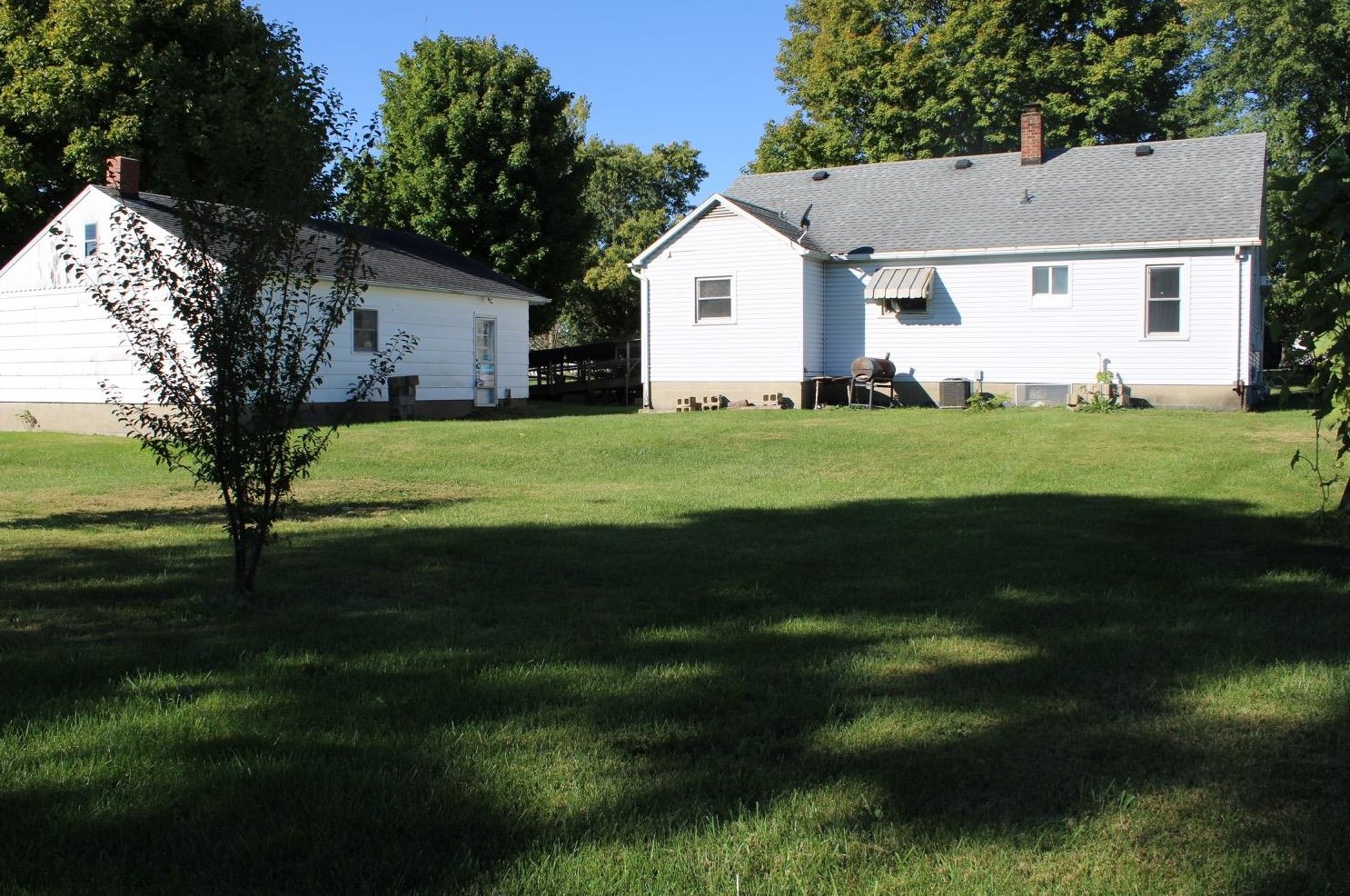 307 Columbia St, Boswell, IN 47921-8559