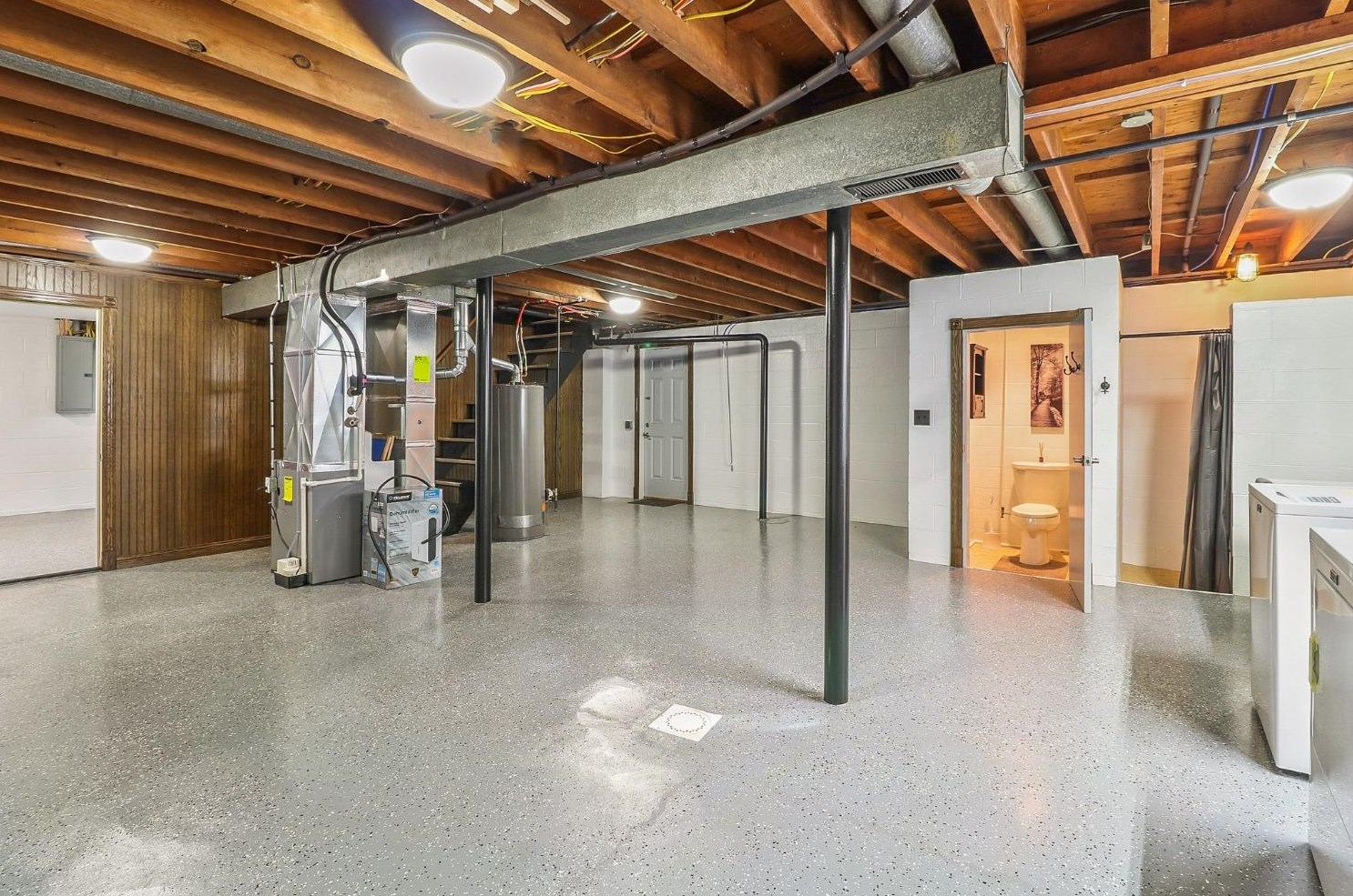 2802 300, La Porte IN 46350-8949 exterior