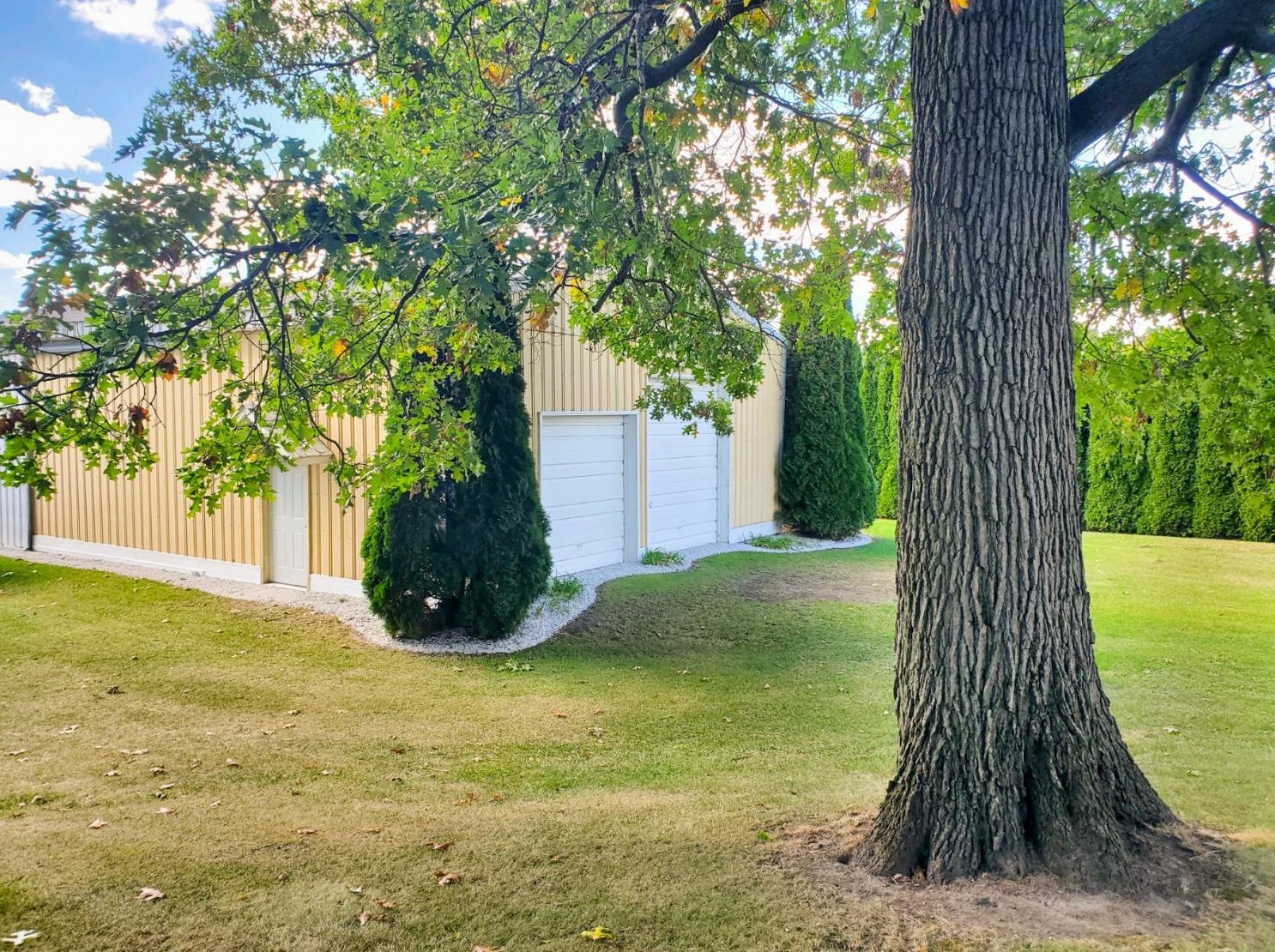 2802 300, La Porte IN 46350-8949 exterior